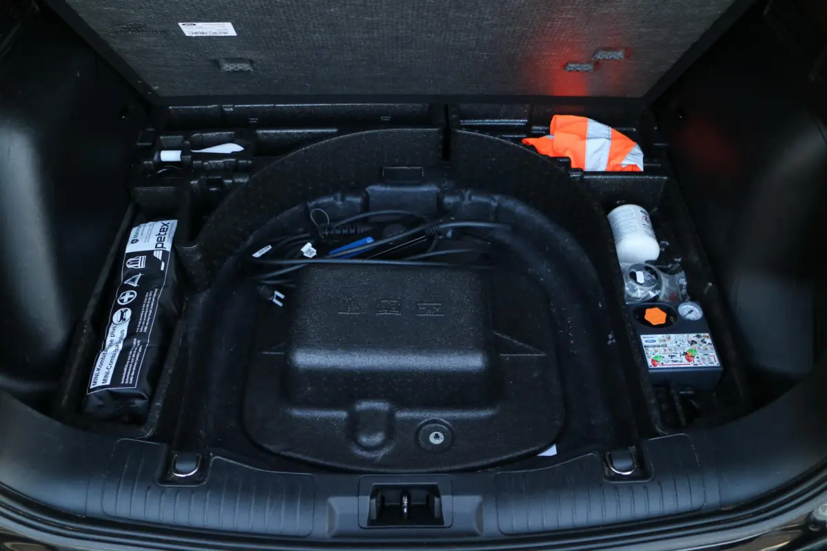 Kuga 2.5 PHEV ST-Line | Camera | Trekhaak | Goed onderhouden! |