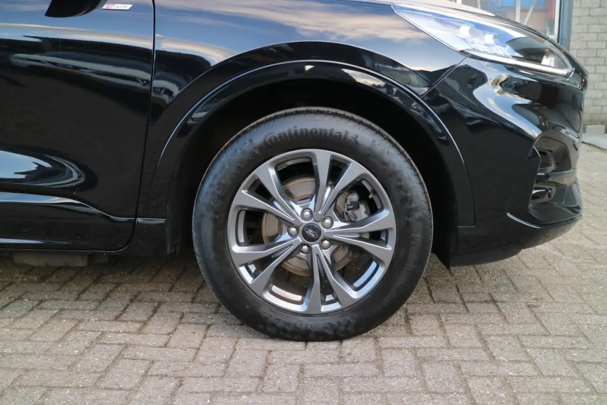 Kuga 2.5 PHEV ST-Line | Camera | Trekhaak | Goed onderhouden! |