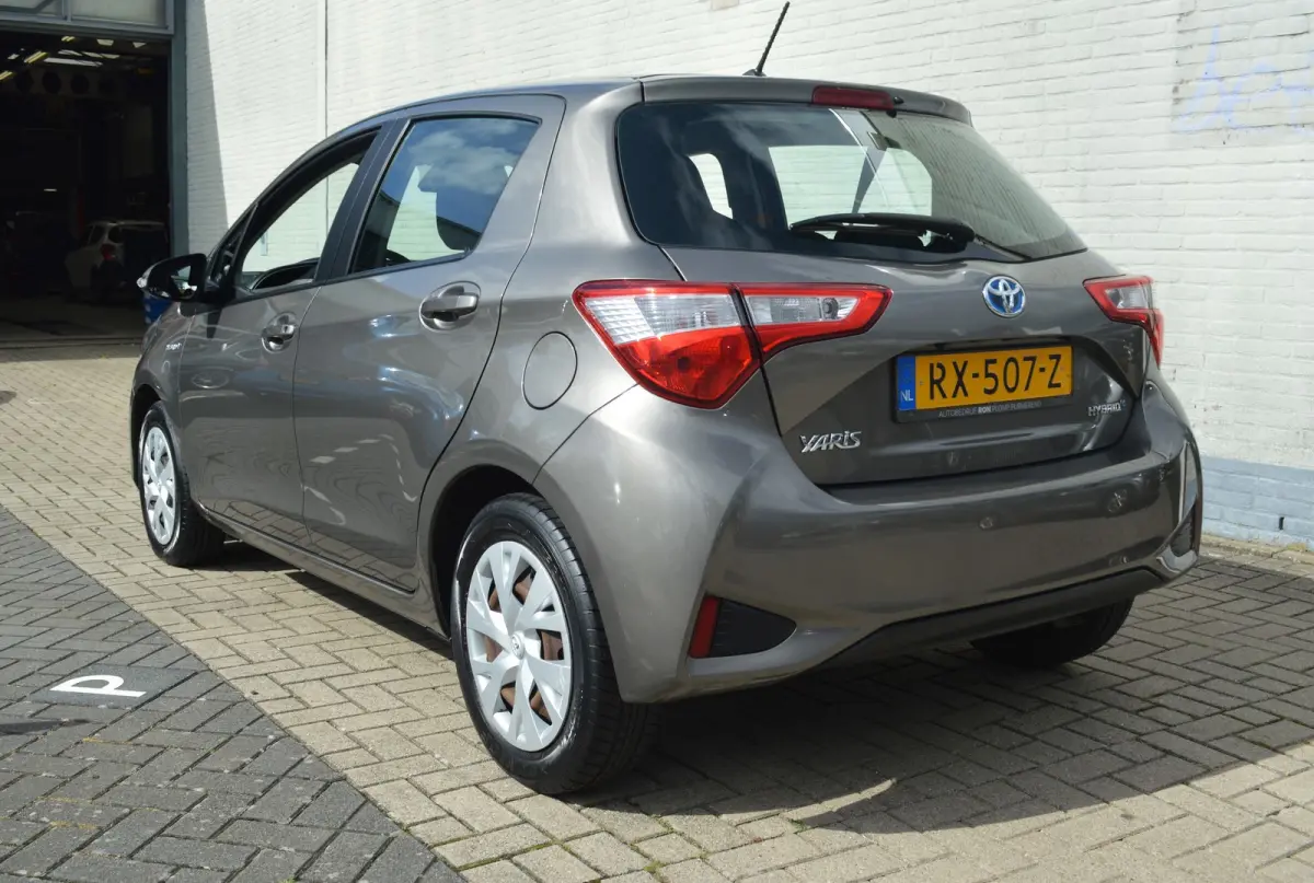 Yaris 1.5 Hybrid Aspiration Automaat / 1e eigenaar / BOVAG RIJKLAARPRIJS