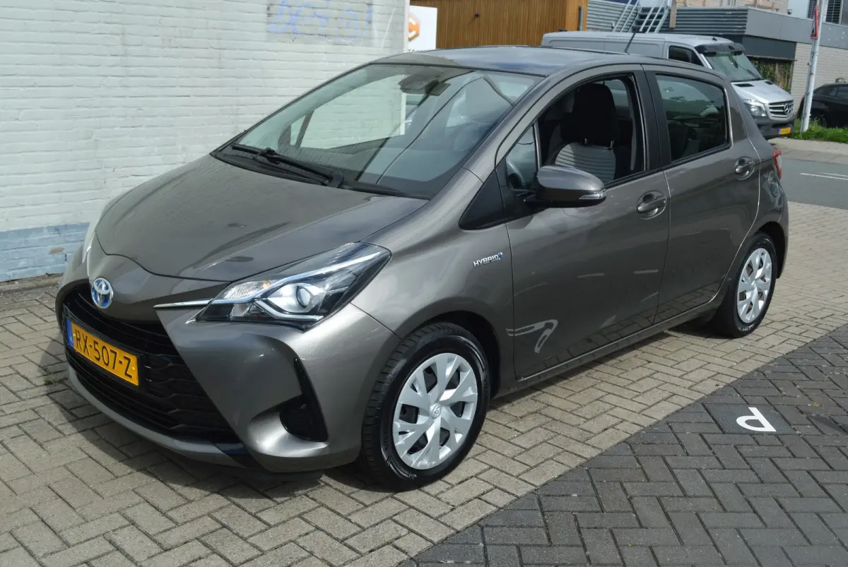 Yaris 1.5 Hybrid Aspiration Automaat / 1e eigenaar / BOVAG RIJKLAARPRIJS