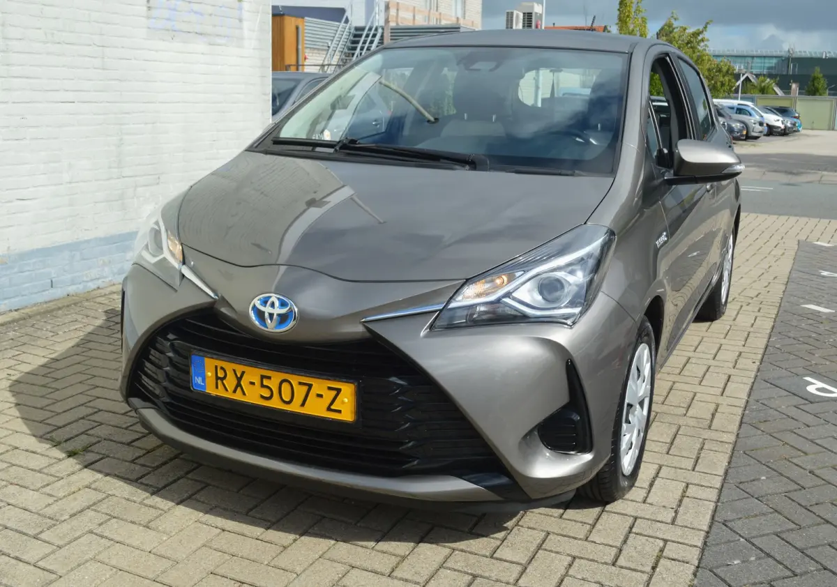 Yaris 1.5 Hybrid Aspiration Automaat / 1e eigenaar / BOVAG RIJKLAARPRIJS