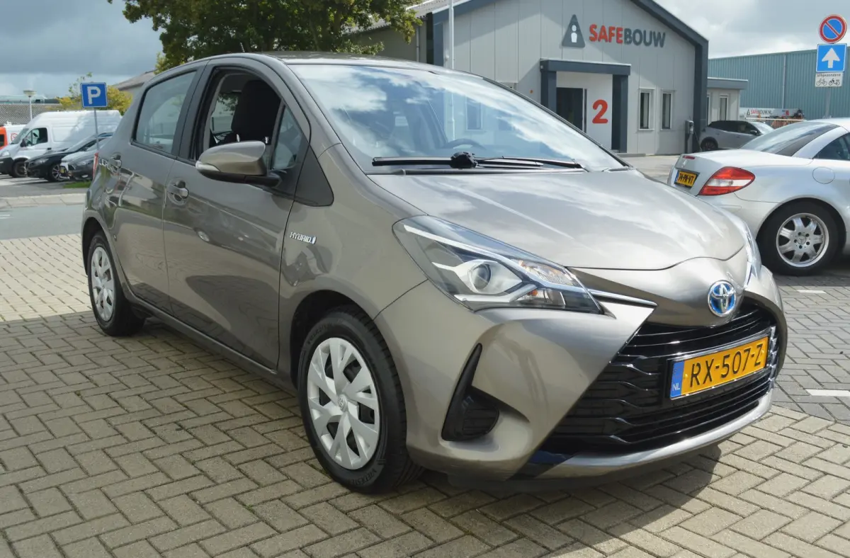 Yaris 1.5 Hybrid Aspiration Automaat / 1e eigenaar / BOVAG RIJKLAARPRIJS