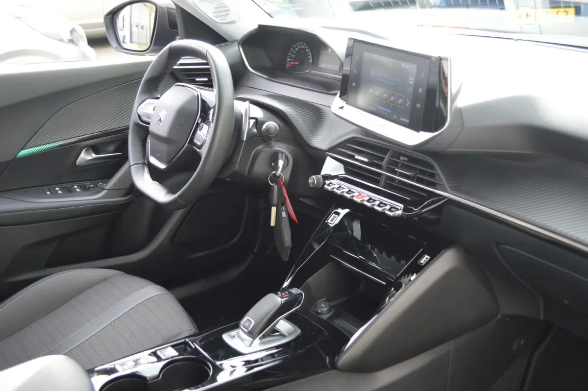 2008 1.2 PureTech Allure Automaat / BOVAG RIJKLAARPRIJS