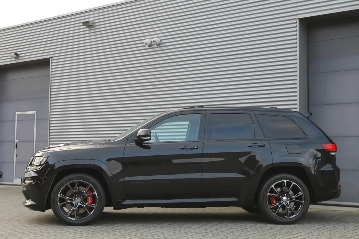 Grand Cherokee 6.4 V8 SRT8 I Aut. I 468 PK I Grijs Kenteken