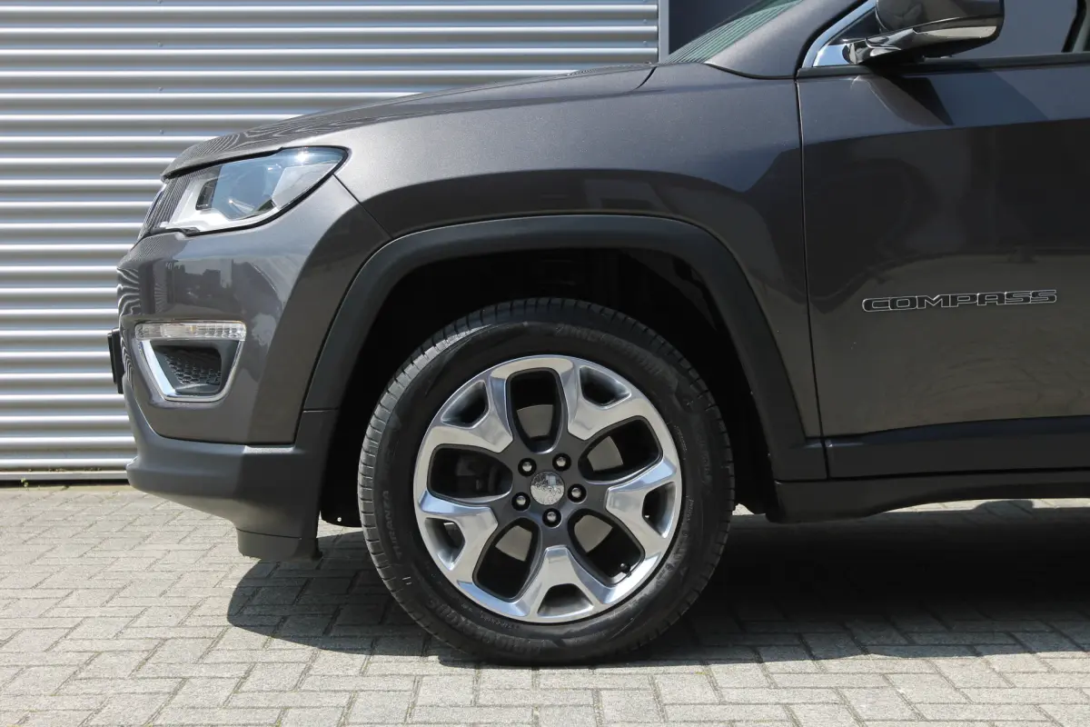 Compass 1.4 MultiAir Limited 4x4 I Automaat I Navi I 1/2 Leder