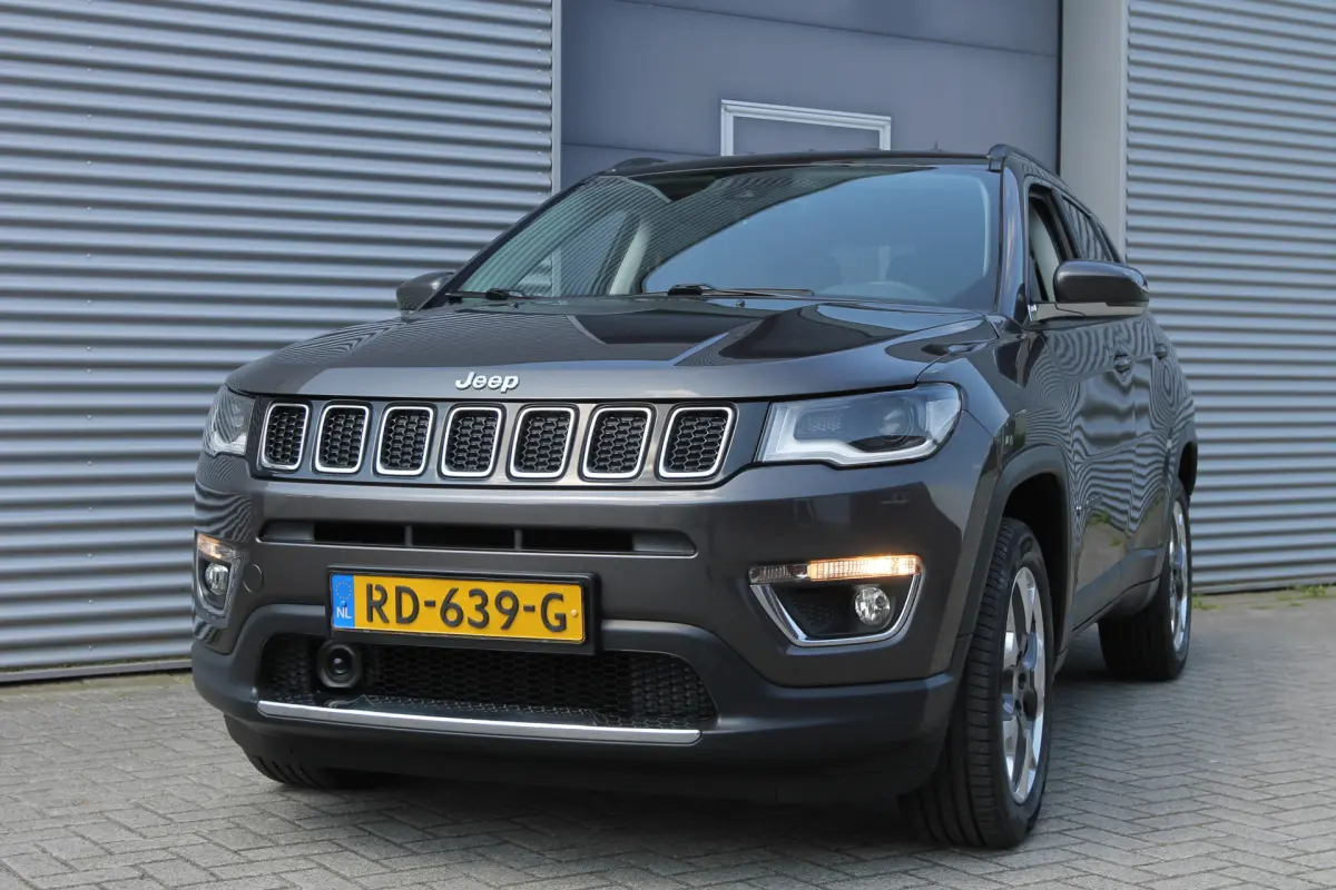 Compass 1.4 MultiAir Limited 4x4 I Automaat I Navi I 1/2 Leder