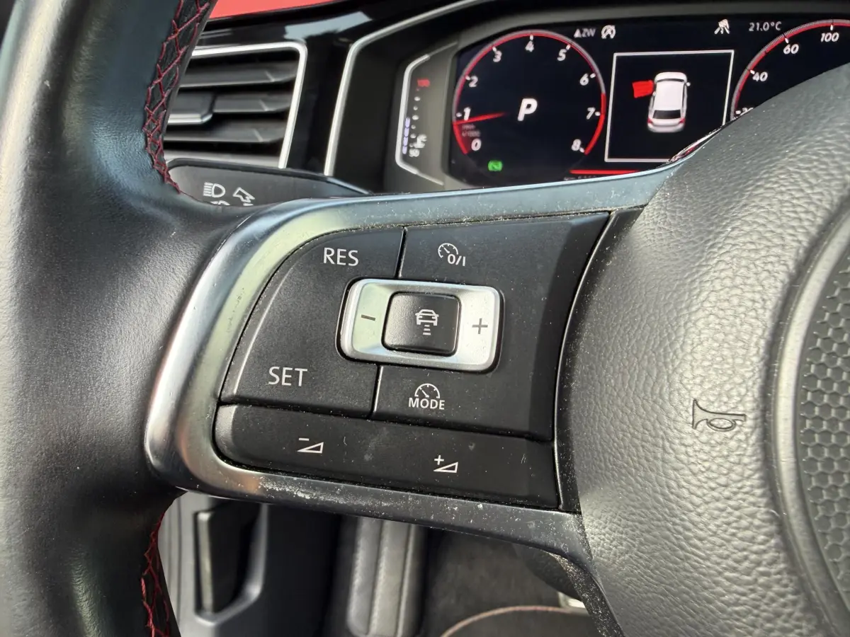 Polo 2.0 TSI GTI | CarPlay | Stoel verwarming | Camera | Pano | LED |
