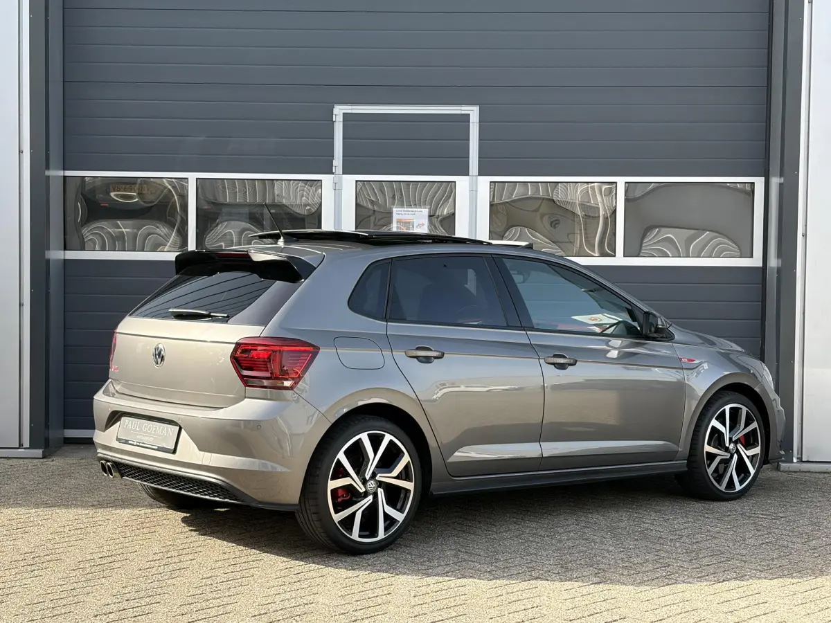 Polo 2.0 TSI GTI | CarPlay | Stoel verwarming | Camera | Pano | LED |