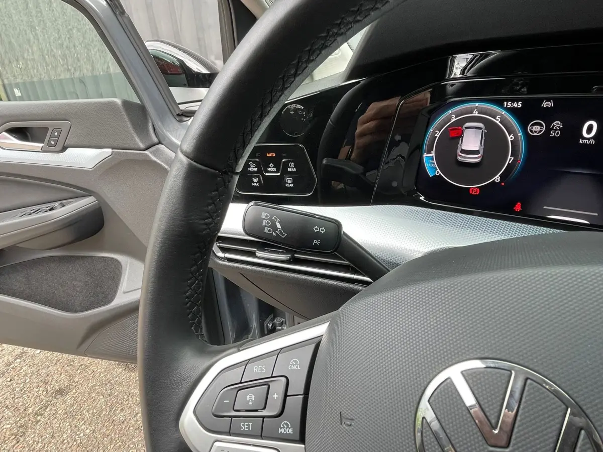 Golf 1.5 TSI GOAL Edition, FULL OPTIONS, ALL SEASON BANDEN, NIEUWSTAAT