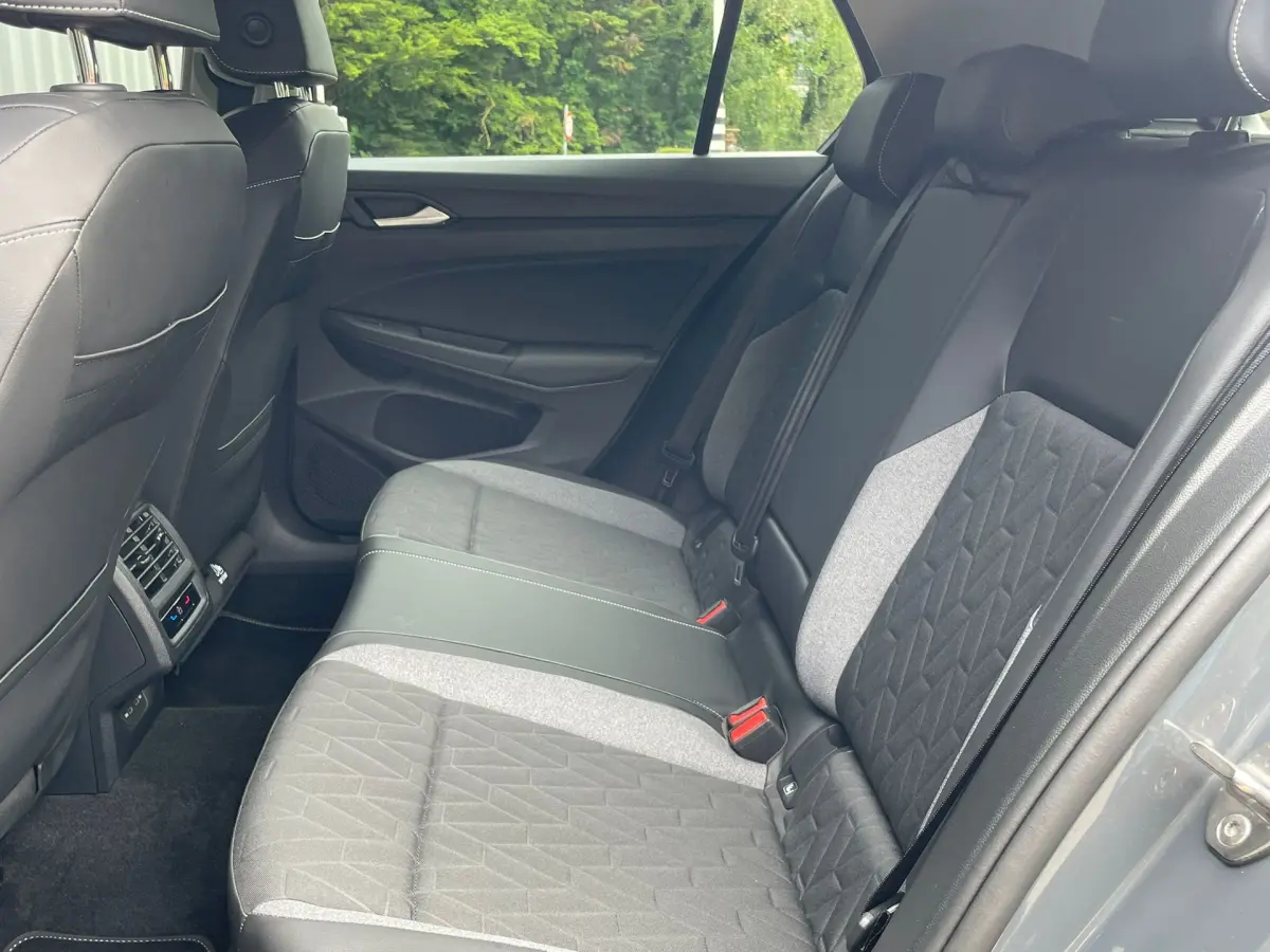 Golf 1.5 TSI GOAL Edition, FULL OPTIONS, ALL SEASON BANDEN, NIEUWSTAAT