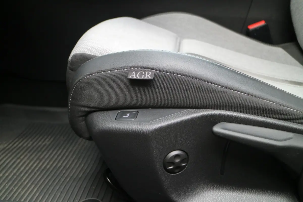 Astra 1.6 Turbo Plug In Hybrid Ultimate | AGR Stoelen! | Camera | Compleet! |