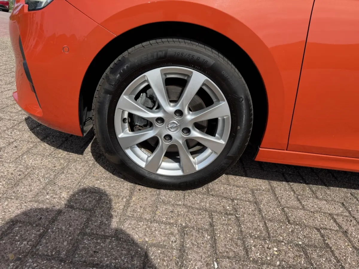 Corsa (Gereserveerd) 1.2 Elegance | Carplay | Airco | Cruise | Nieuwe Distributie | Automaat