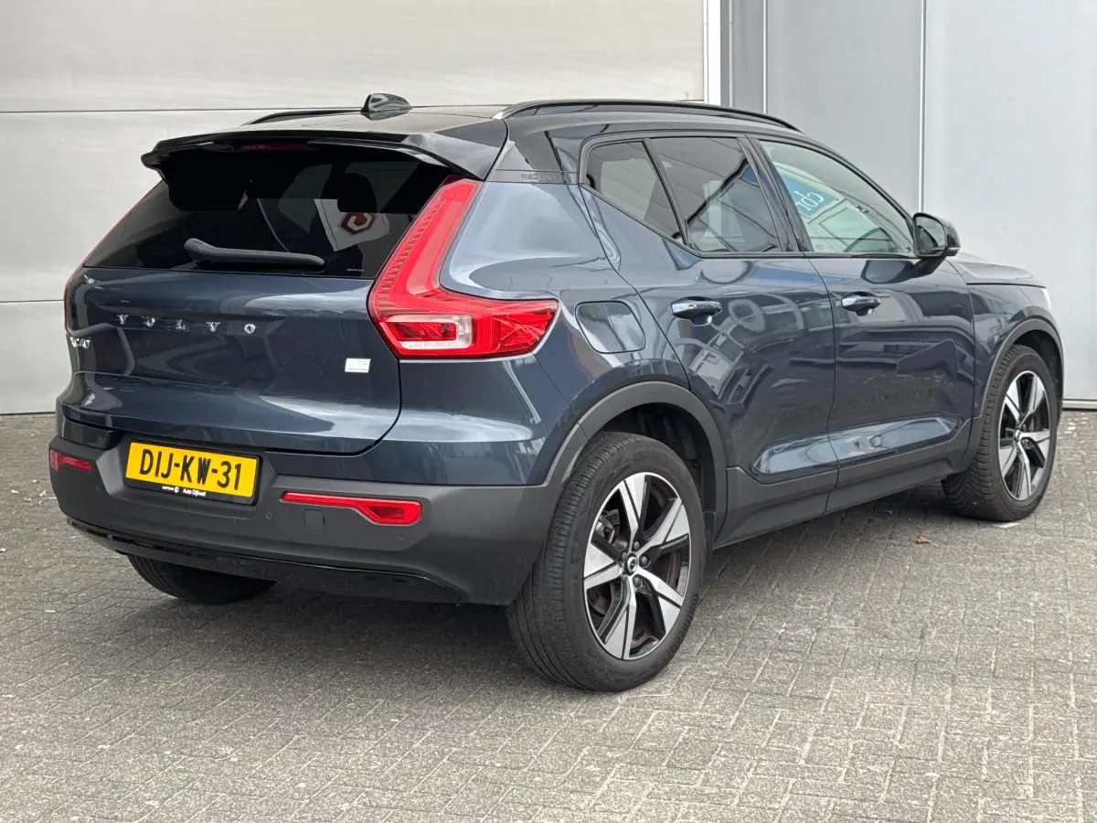 XC40 1.5 T5 Recharge R-Design | Panodak | Leder |
