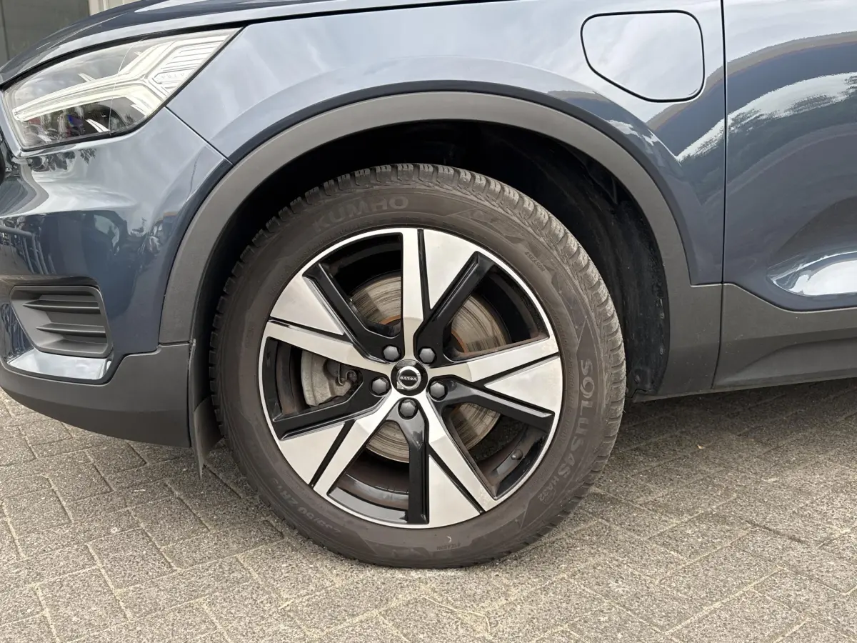 XC40 1.5 T5 Recharge R-Design | Panodak | Leder |