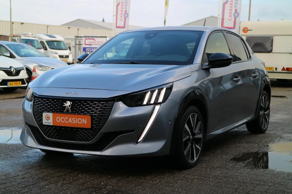 208 1.2 PureTech GT Pack | Camera | Carplay |