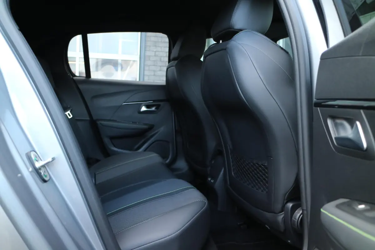 208 1.2 PureTech GT Pack | Camera | Carplay |