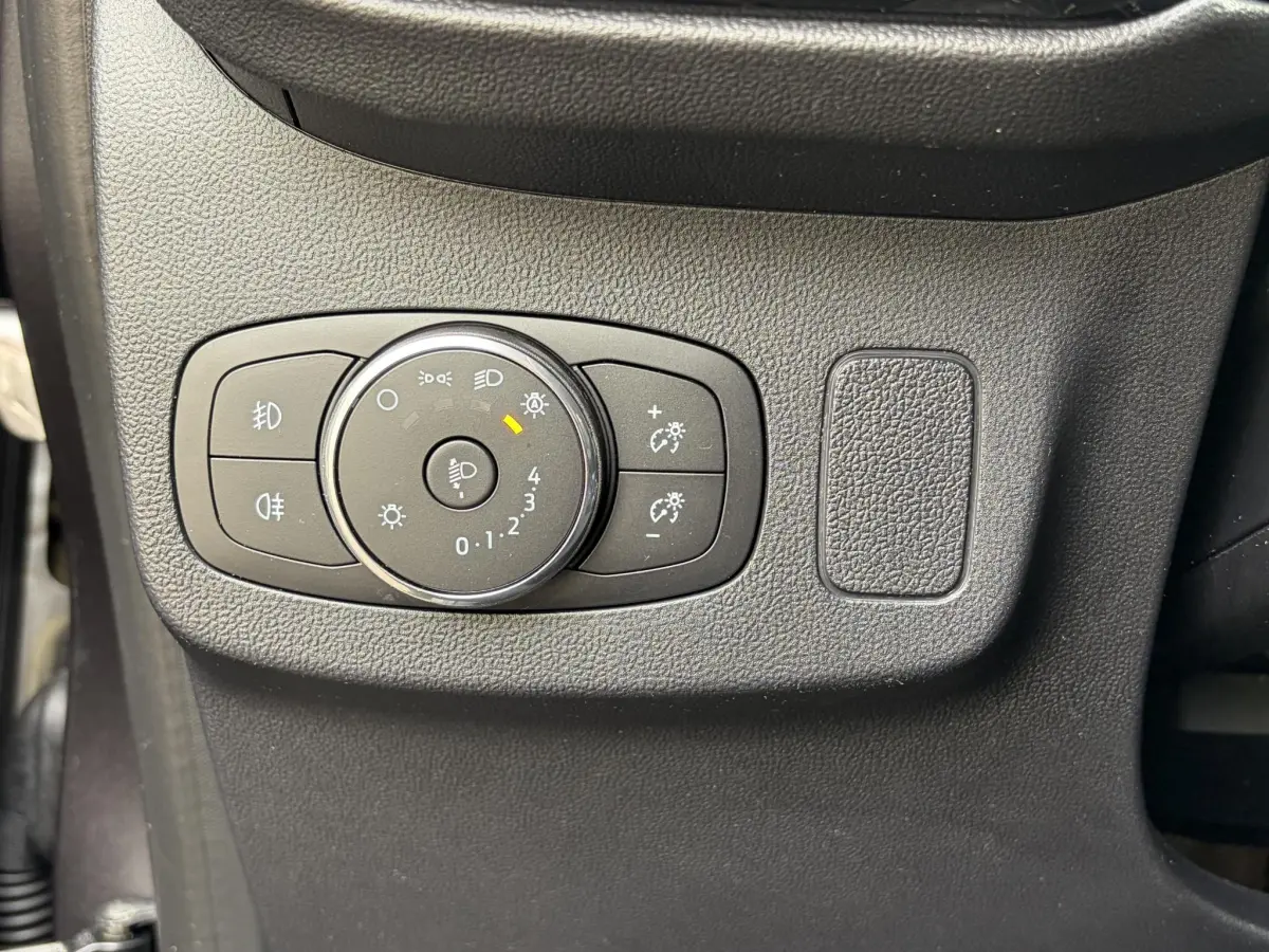 Puma 1.0 EcoBoost Hybrid ST-Line | Parkeer sensor | Stoel verwarming | Elektrische spiegels |