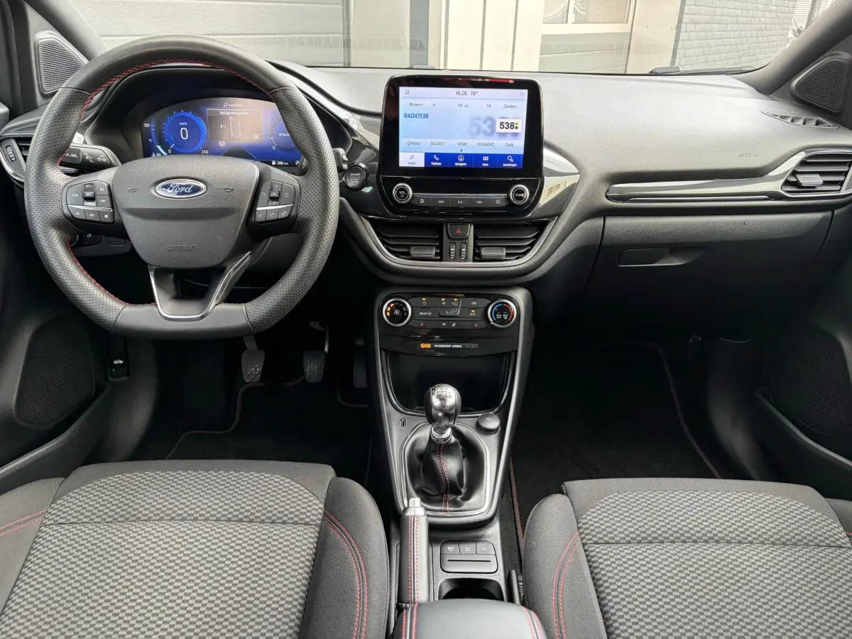 Puma 1.0 EcoBoost Hybrid ST-Line | Parkeer sensor | Stoel verwarming | Elektrische spiegels |