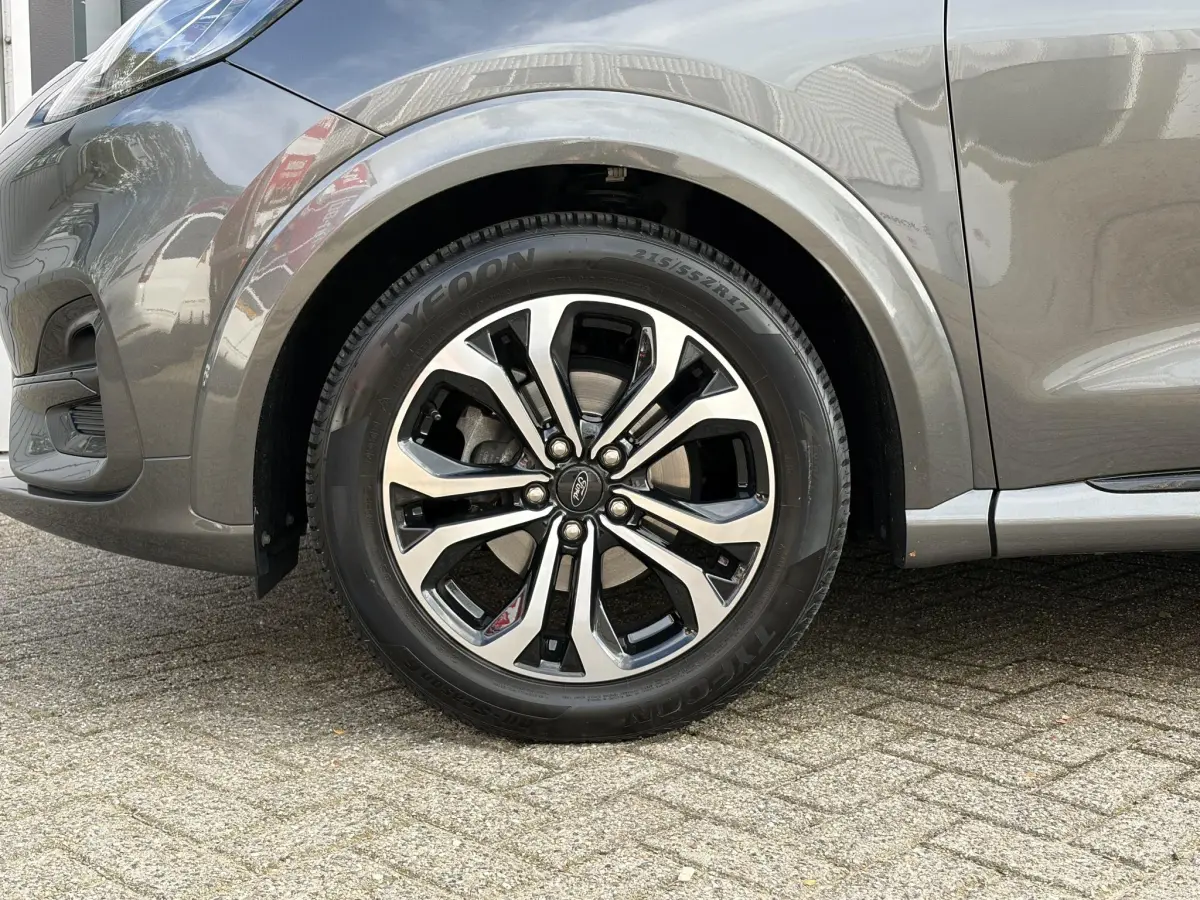 Puma 1.0 EcoBoost Hybrid ST-Line | Parkeer sensor | Stoel verwarming | Elektrische spiegels |