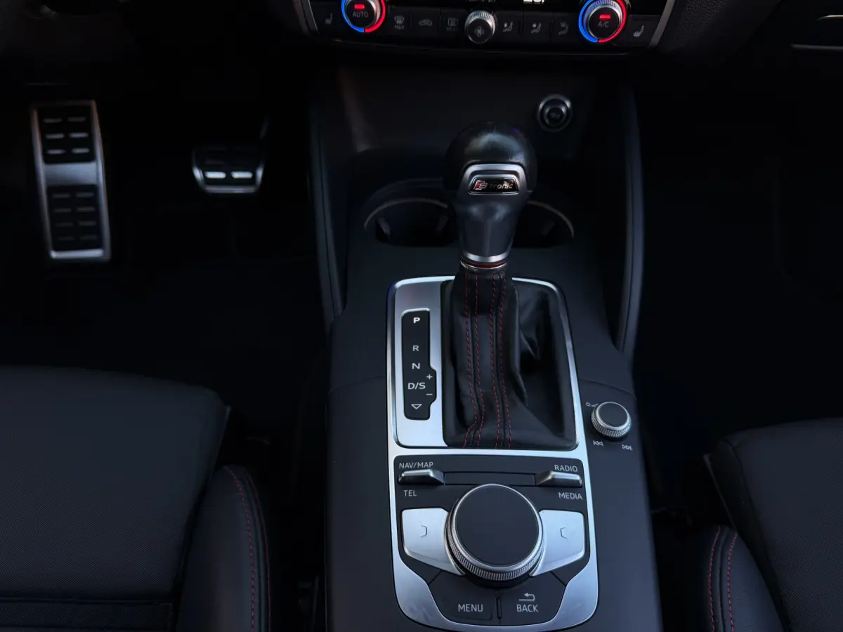A3 Limousine 2.0 TFSI S3 quattro Pro Line Plus I Aut. I 300 PK I ACC I Pano.dak