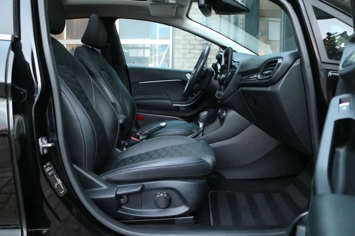 Fiesta 1.0 EcoBoost Vignale | Panorama | Automaat! | Full Optie! |