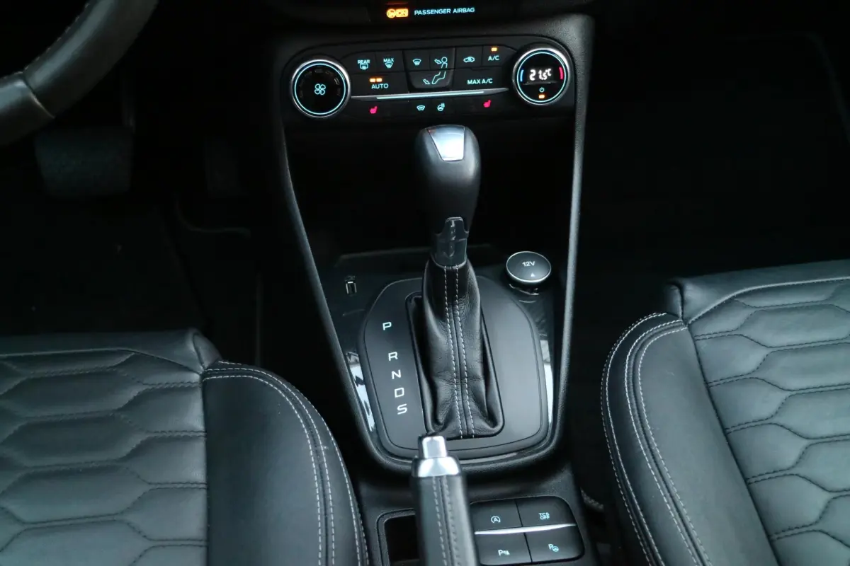 Fiesta 1.0 EcoBoost Vignale | Panorama | Automaat! | Full Optie! |