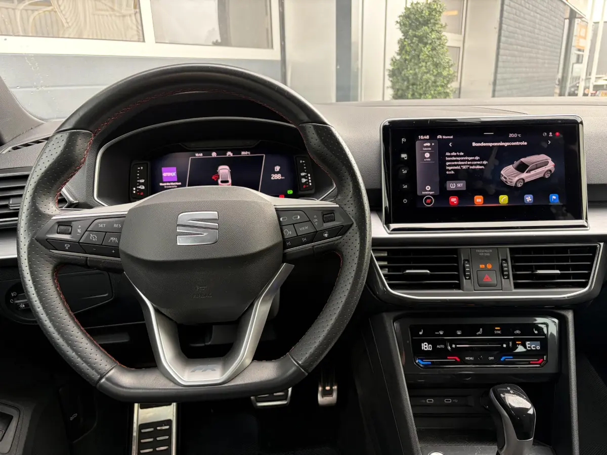 Tarraco 1.4 TSI e-Hybrid PHEV FR Business | LED | Keyless | Elektrische klep | Virtual | 20 Inch | Camera |