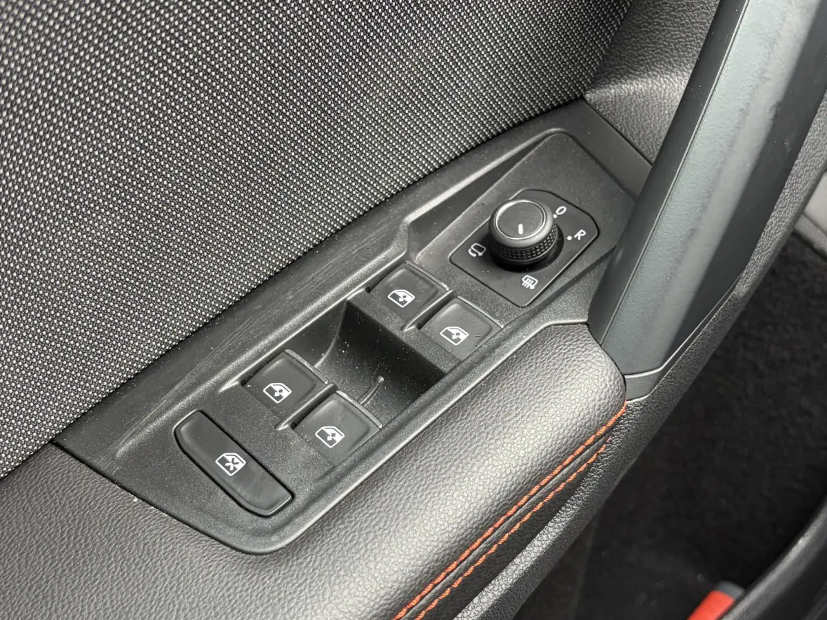 Tarraco 1.4 TSI e-Hybrid PHEV FR Business | LED | Keyless | Elektrische klep | Virtual | 20 Inch | Camera |