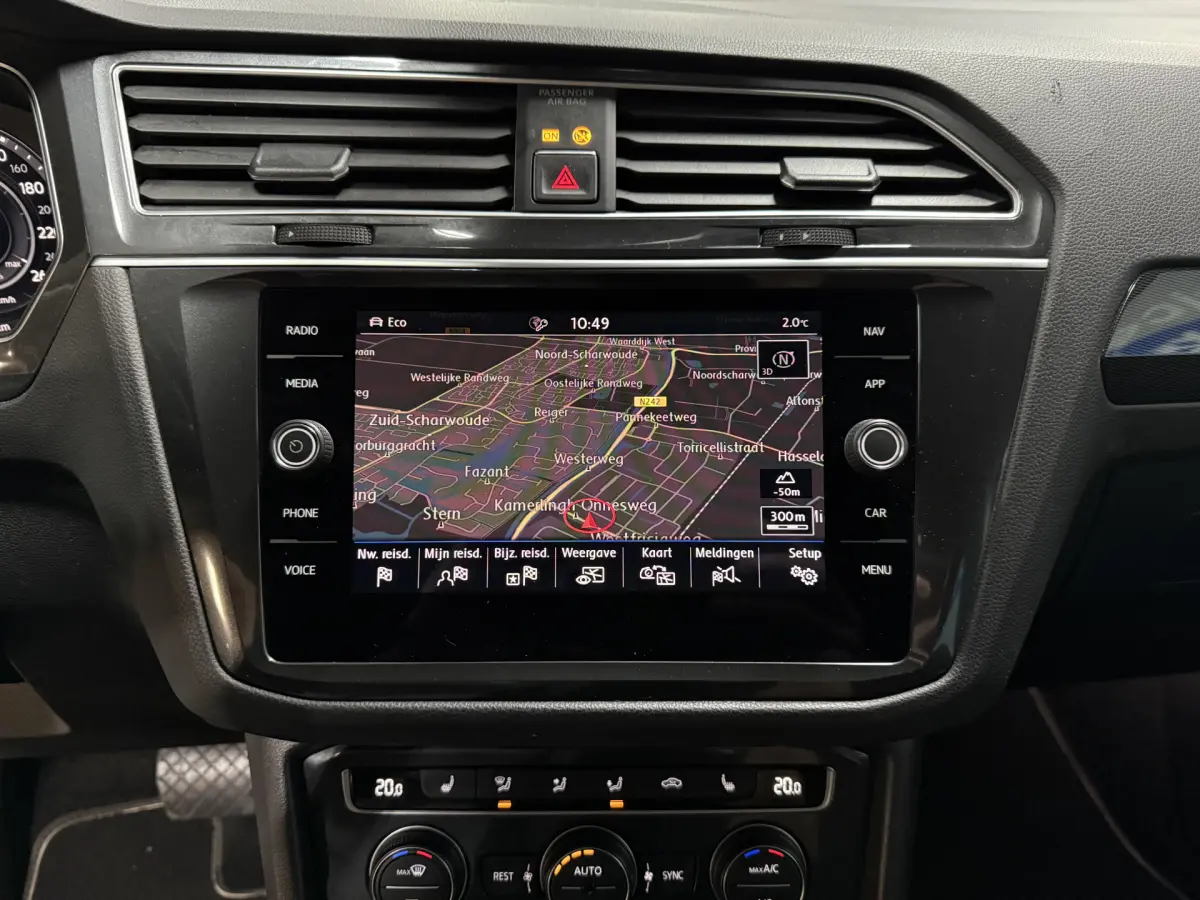 Tiguan 1.4 TSI ACT Highline Business R exterieur // 19 inch // virtual dash