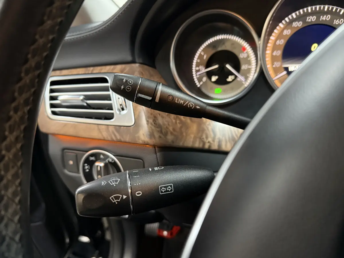 CLS 350 // Schuifdak // Harman Kardon // Zonnescherm achterrraam