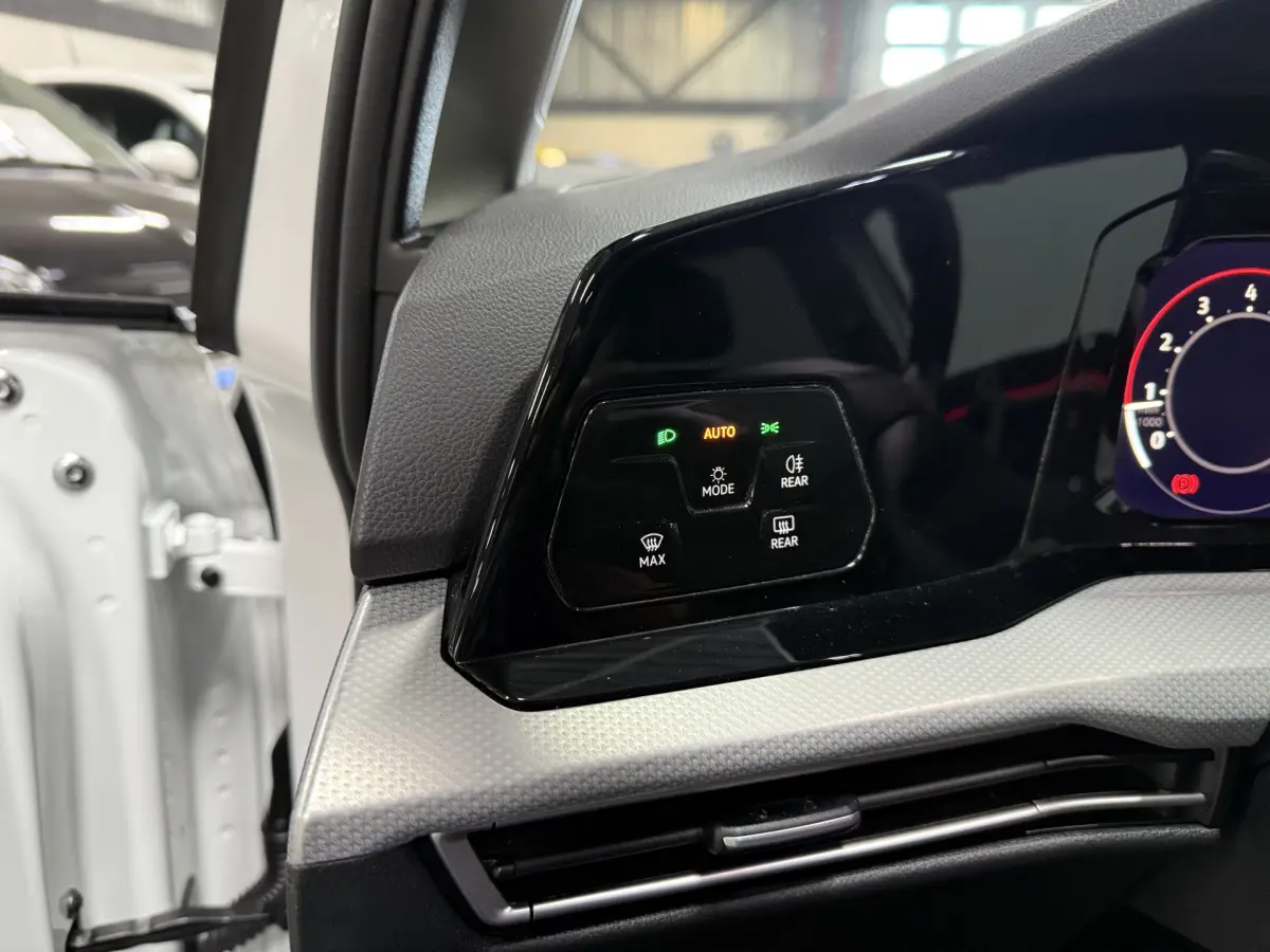 Golf 1.5 TSI 150 pk Move // Led // CarPlay // Sfeer verlichting