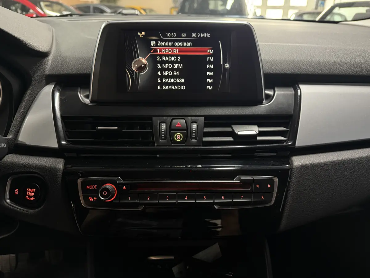 2 Serie Active Tourer 216i Centennial Executive // Ecc // Navi // Pdc