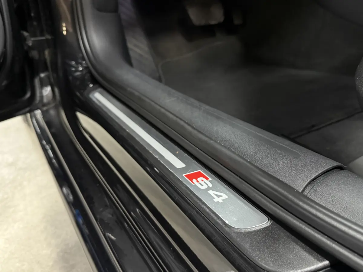 S4 Avant 3.0 TFSI S4 quattro Pro Line // Panodak // Leer // Trekhaak