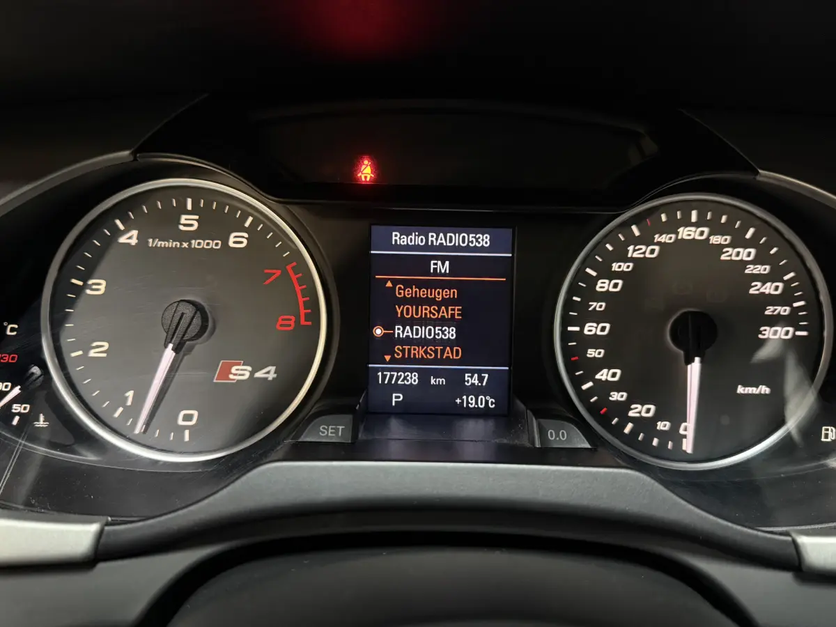 S4 Avant 3.0 TFSI S4 quattro Pro Line // Panodak // Leer // Trekhaak