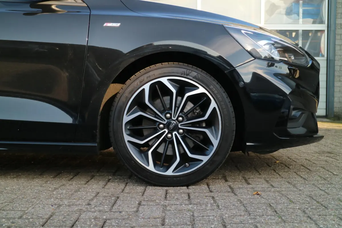 Focus Wagon 1.5 EcoBoost ST Line | Navi | Camera | Automaat! |