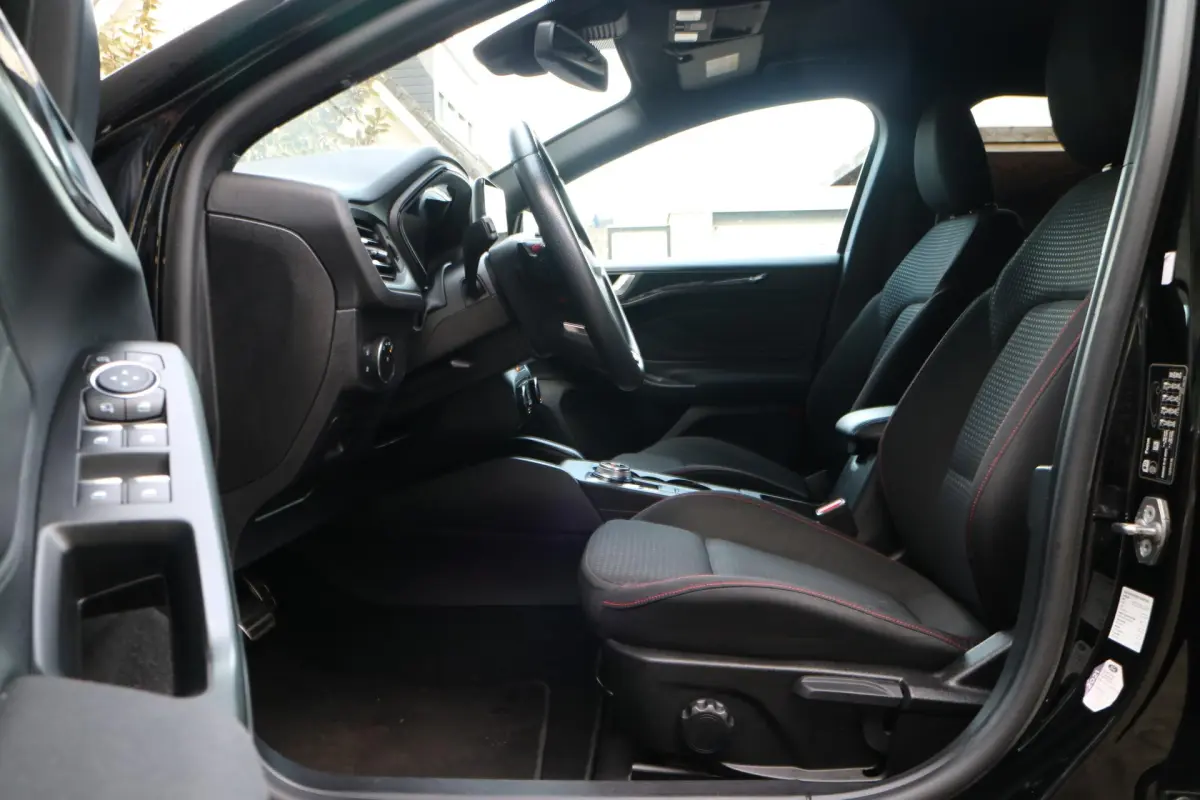 Focus Wagon 1.5 EcoBoost ST Line | Navi | Camera | Automaat! |