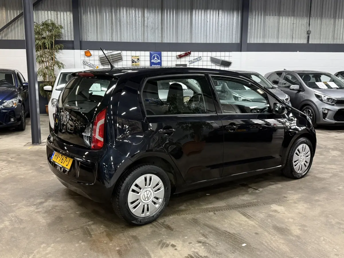 up! 1.0 move up! BlueMotion // Airco