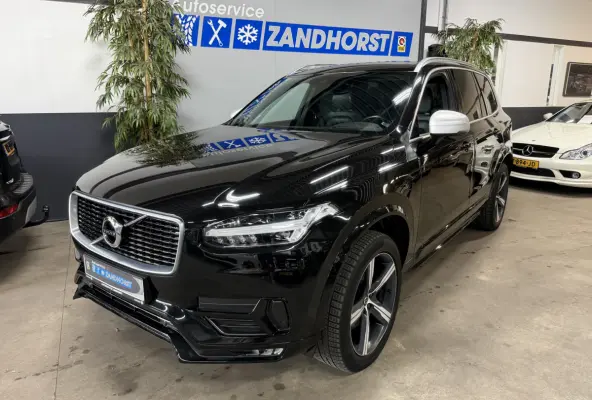 XC90 2.0 T5 AWD R-Design // Panodak // Caplay // sportstoelen met geheugen