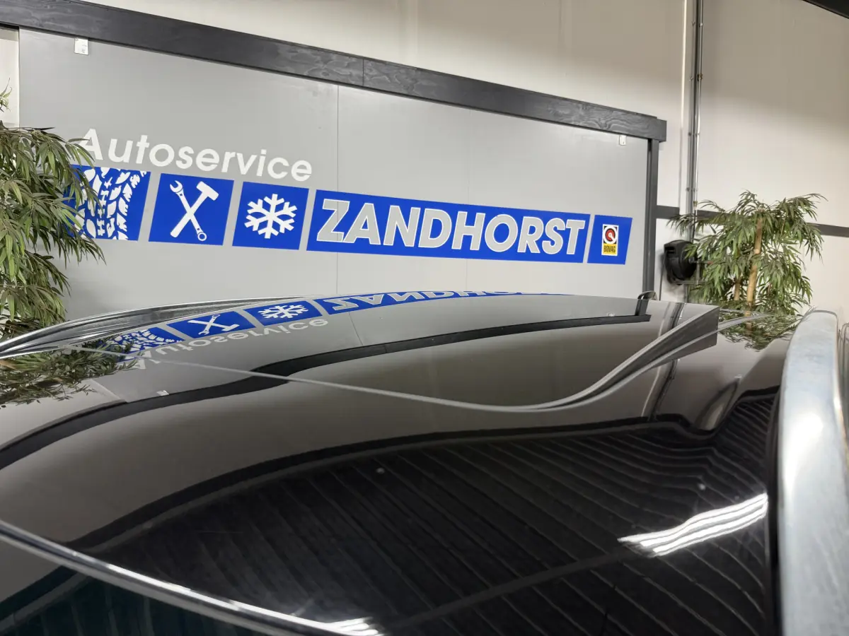 XC90 2.0 T5 AWD R-Design // Panodak // Caplay // sportstoelen met geheugen