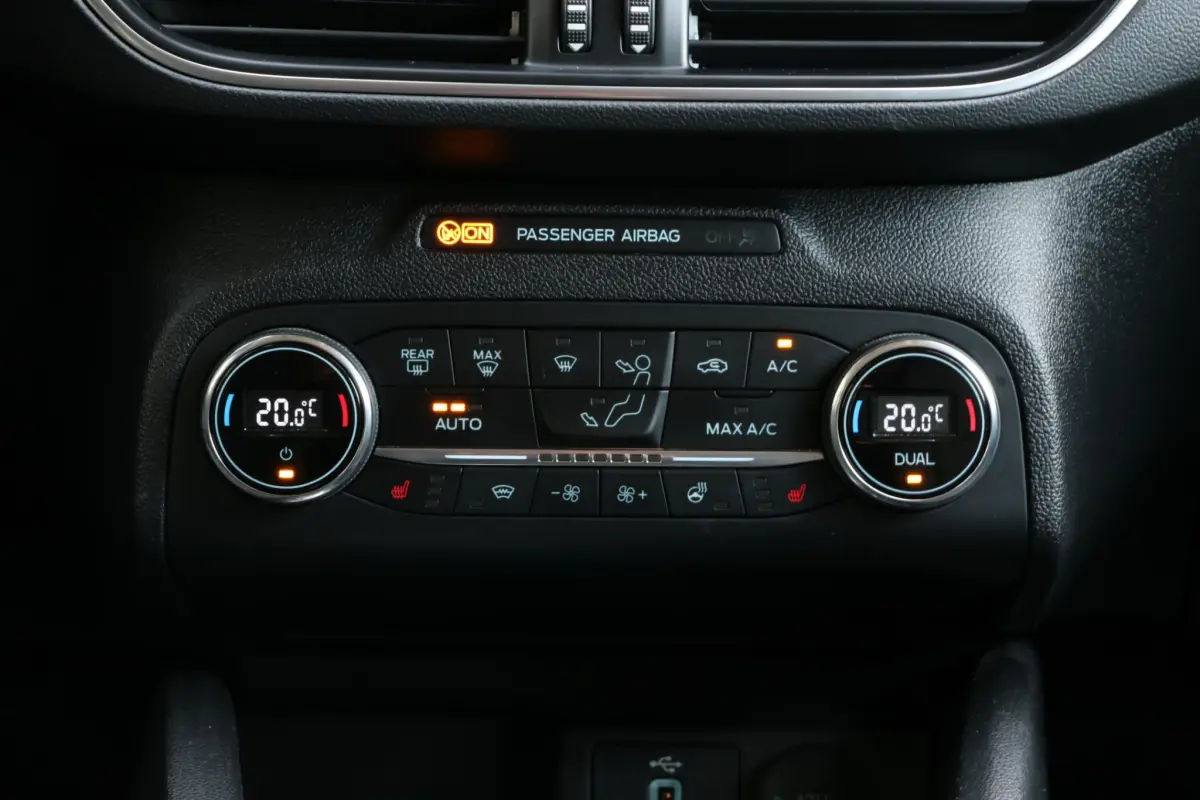 Focus 1,0 EcoBoost Active Wagon | Automaat! | Carplay |