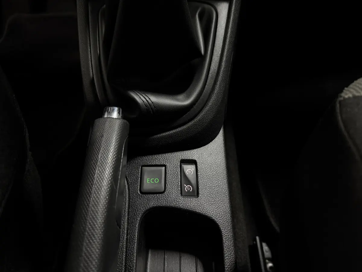 Captur 0.9 TCe Limited // Airco // Navi // lm velgen