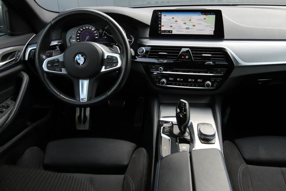 5 Serie Touring 520d High Executive Aut. I M-Pakket I Navi I Camera
