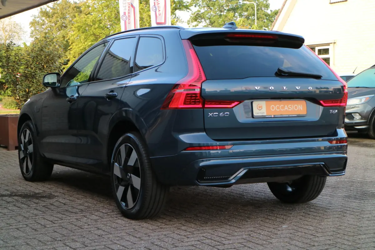 XC60 2.0 T6 Plug-in hybrid AWD Plus Dark | long Range! | Panorama | 360 camera |