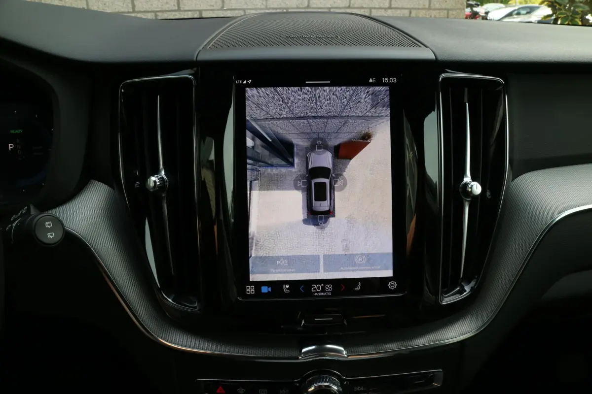 XC60 2.0 T6 Plug-in hybrid AWD Plus Dark | long Range! | Panorama | 360 camera |