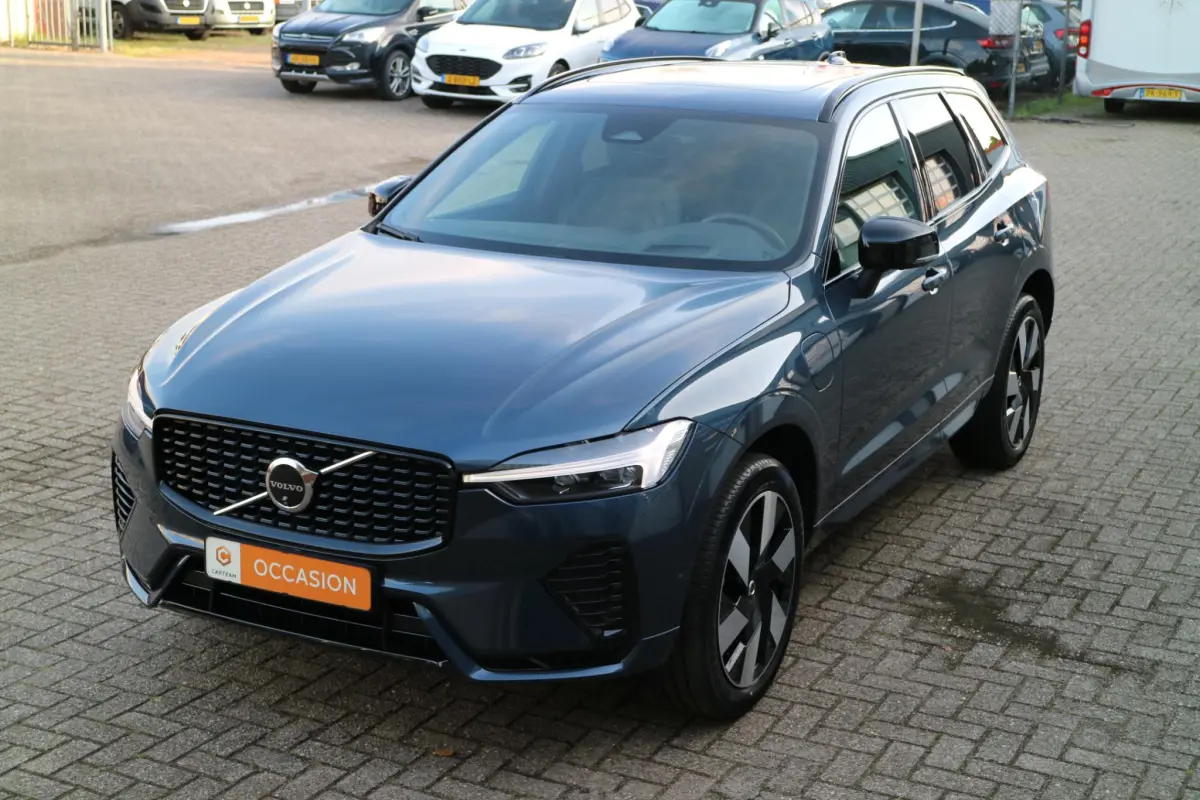 XC60 2.0 T6 Plug-in hybrid AWD Plus Dark | long Range! | Panorama | 360 camera |