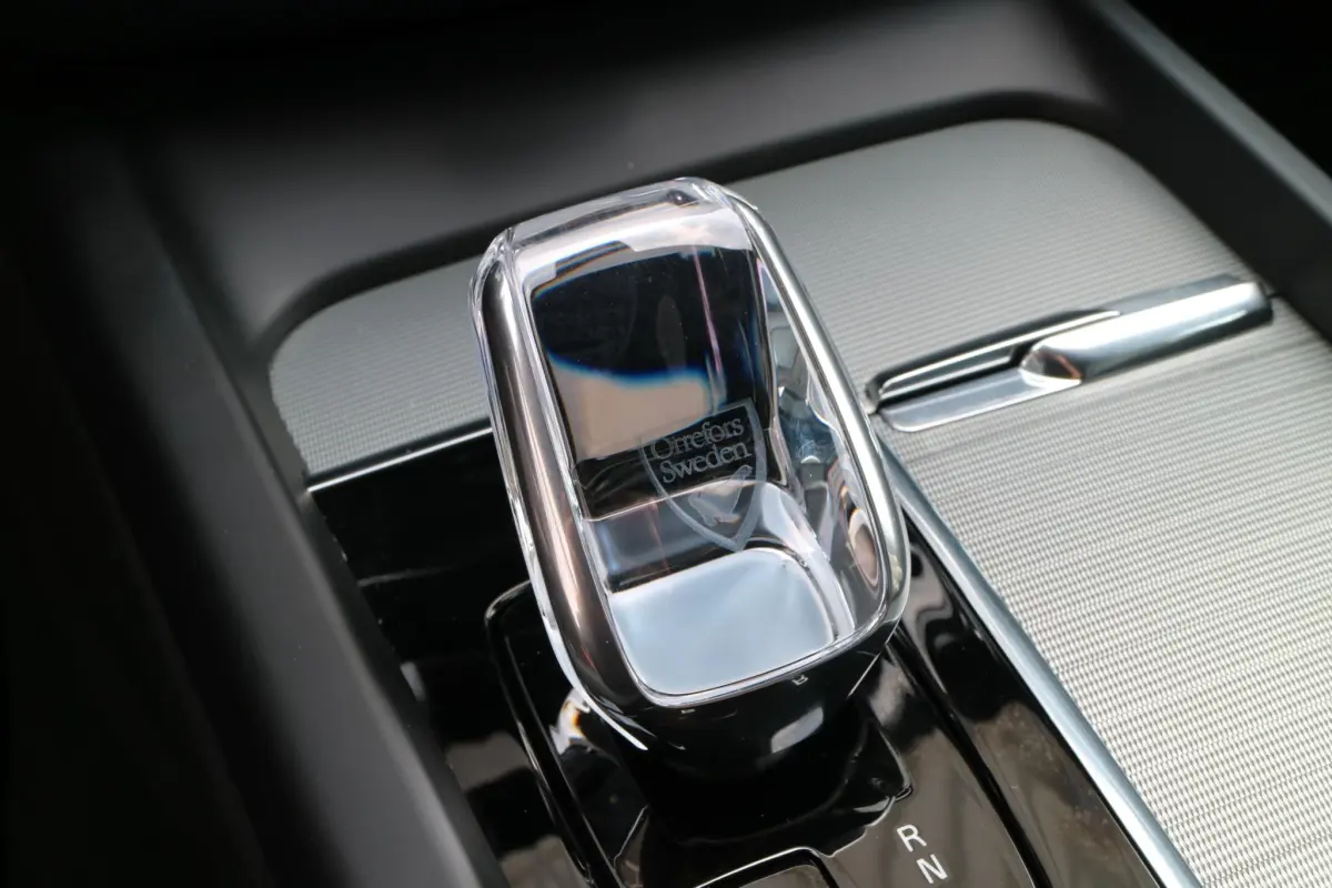 XC60 2.0 T6 Plug-in hybrid AWD Plus Dark | long Range! | Panorama | 360 camera |