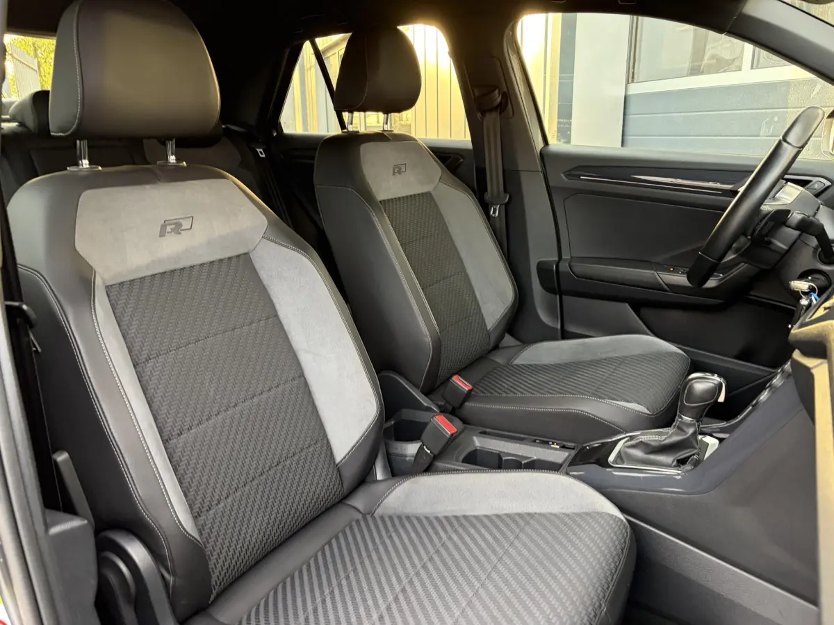T-Roc 1.5 TSI Sport 3x R-Line | Climate |Camera | Parkeer sensoren | Stoel verwarming |