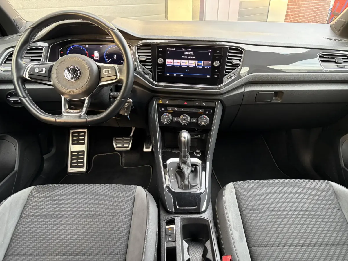 T-Roc 1.5 TSI Sport 3x R-Line | Climate |Camera | Parkeer sensoren | Stoel verwarming |
