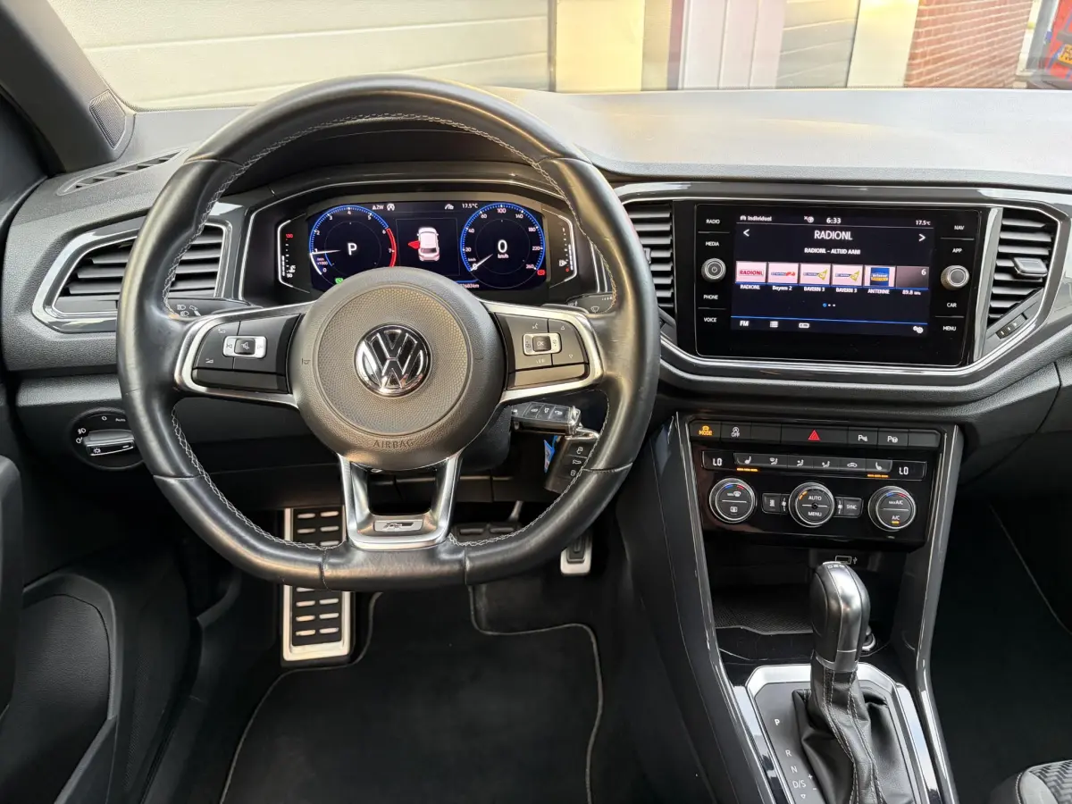 T-Roc 1.5 TSI Sport 3x R-Line | Climate |Camera | Parkeer sensoren | Stoel verwarming |
