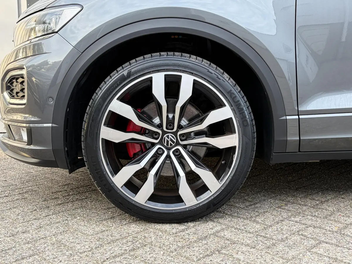 T-Roc 1.5 TSI Sport 3x R-Line | Climate |Camera | Parkeer sensoren | Stoel verwarming |